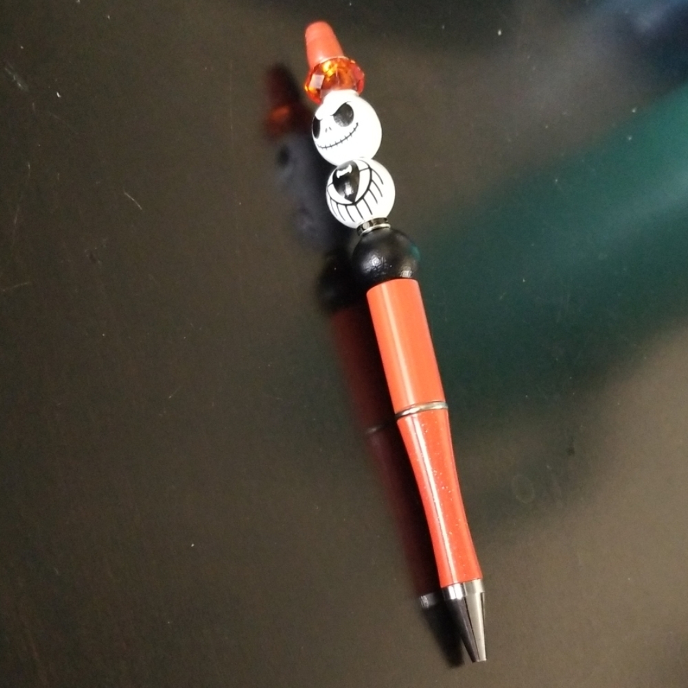 Beaded pen